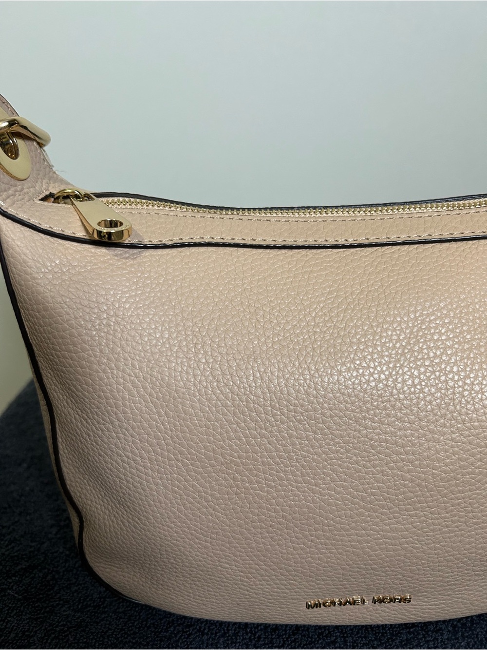 Michael Kors Beige Pebbled Leather Crossbody Bag - Picture 9 of 13